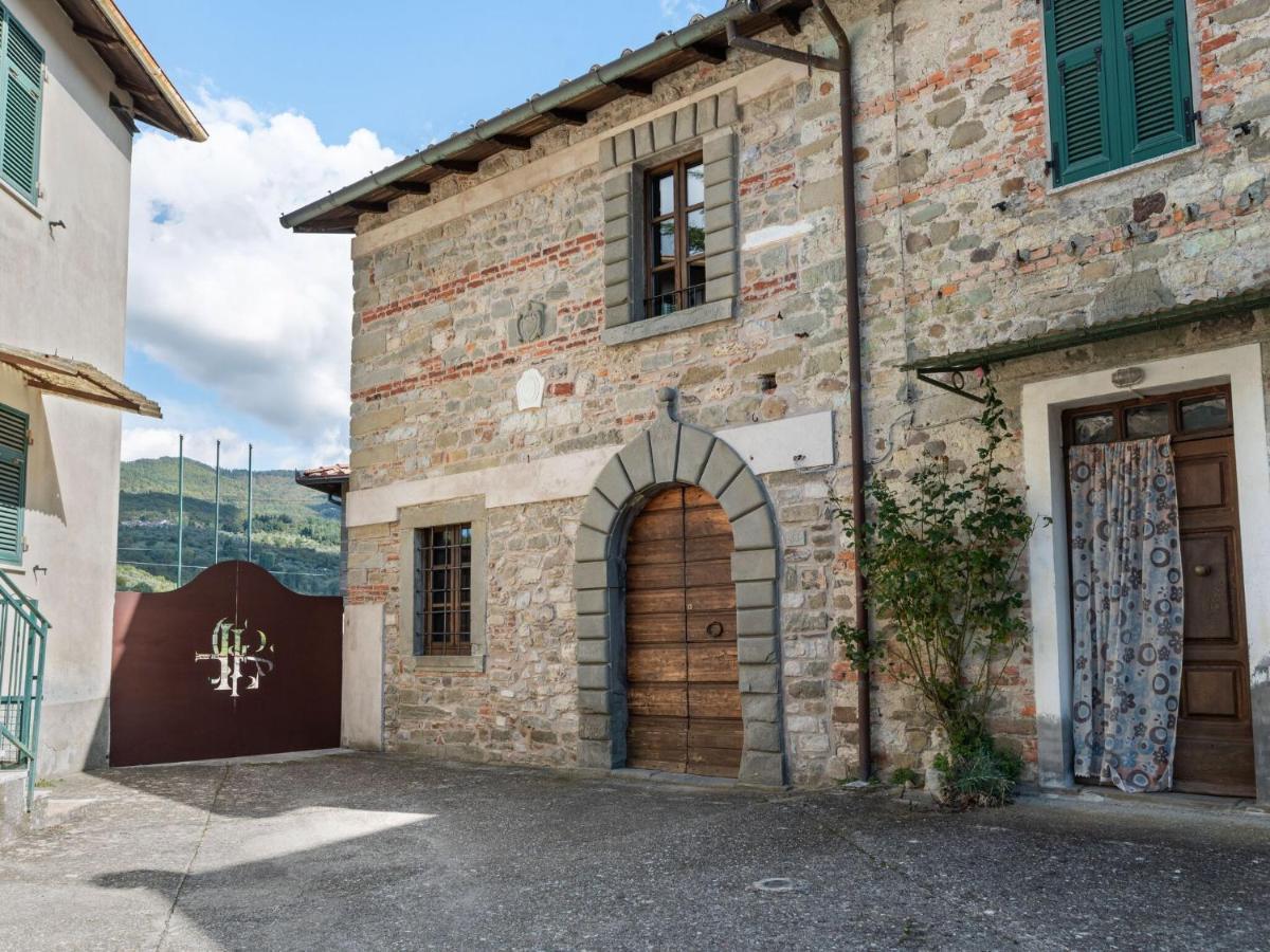 Ancient Farmhouse With Private Heated Hot Tub And Pool Vila Casola in Lunigiana Exterior foto